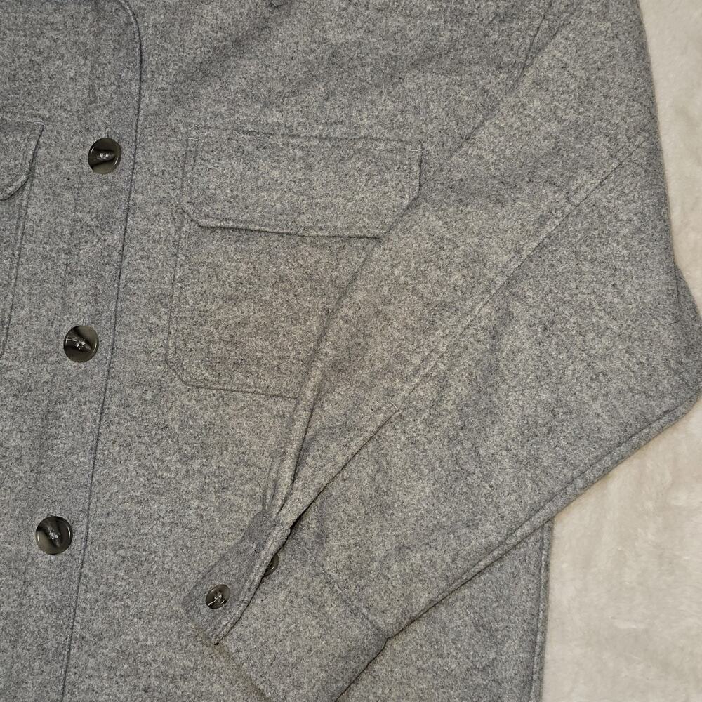 H&M Gray Button Up Overshirt Shacket Jacket Men’s Small Relaxed Fit Long Sleeve - Picture 4 of 13